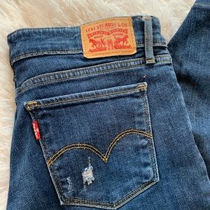 Levi’s 711 ripped skinny jeans